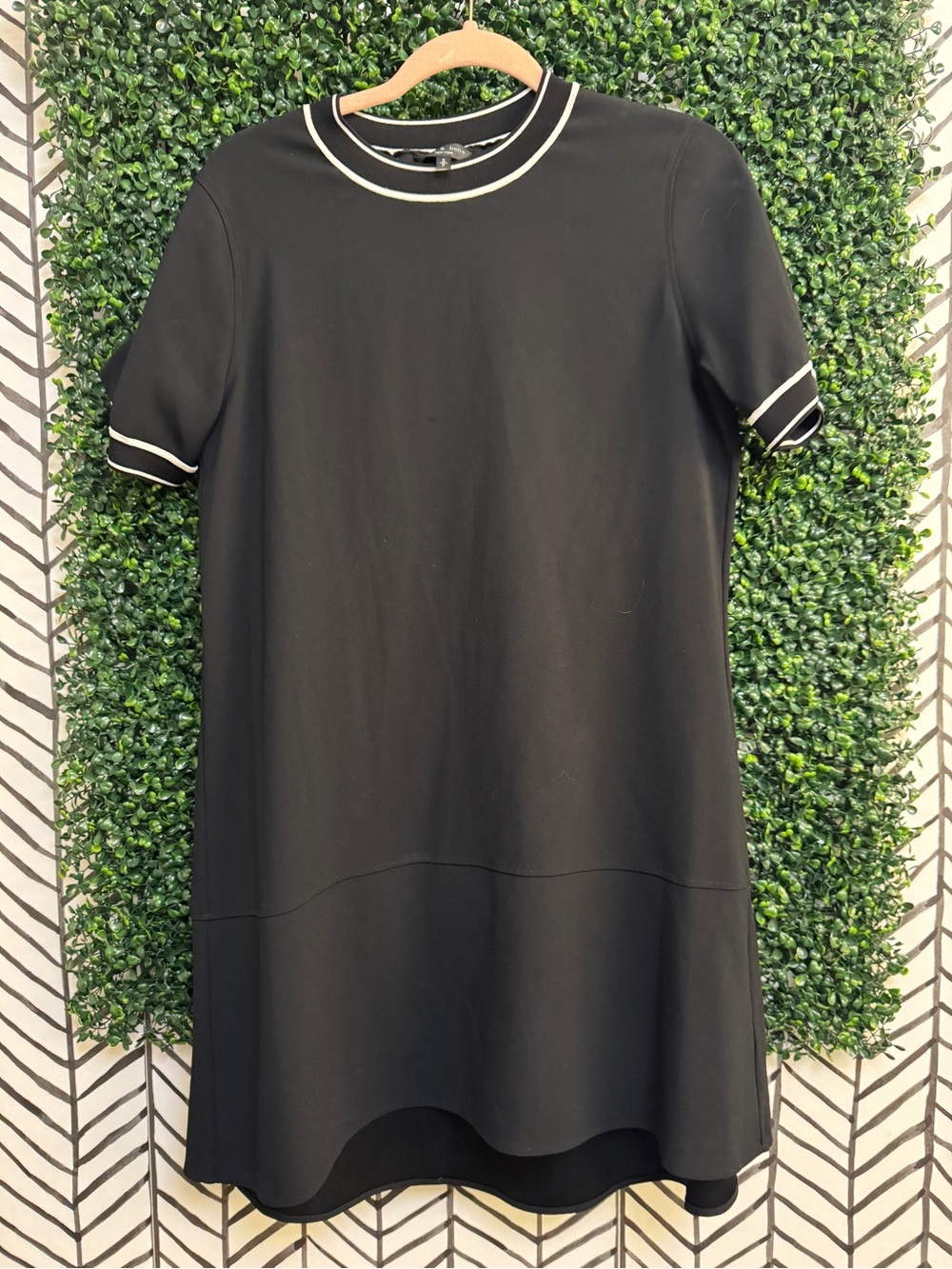 Rag & Bone Women’s Black Short Sleeve Crewneck Dress with White Trim